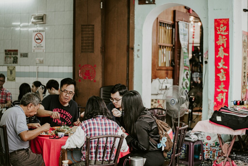 Budget-Friendly Reunion Dinners: Celebrating Without Breaking the Bank