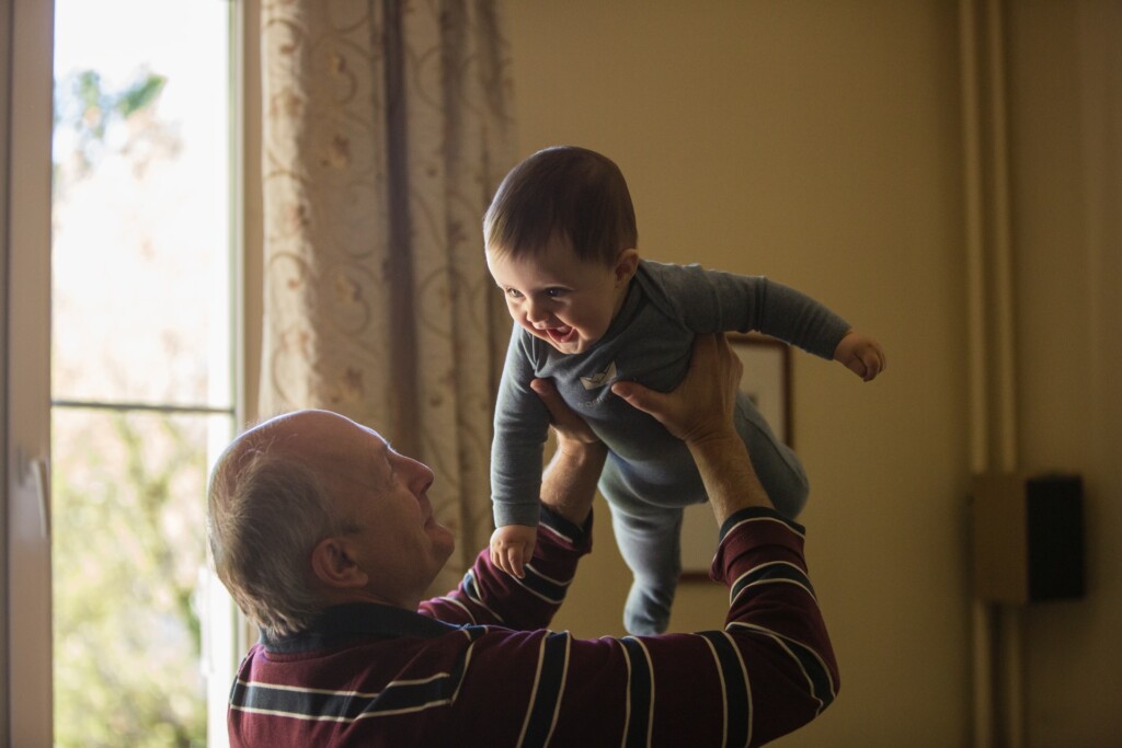 SRS account guide explaining tax benefits, investment flexibility, and retirement savings options